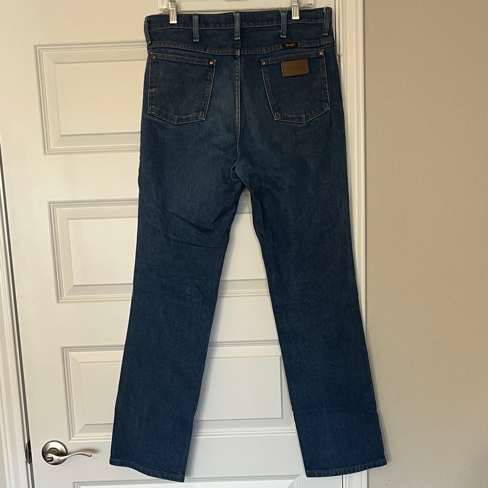 Wrangler Jeans - Picture 3 of 4
